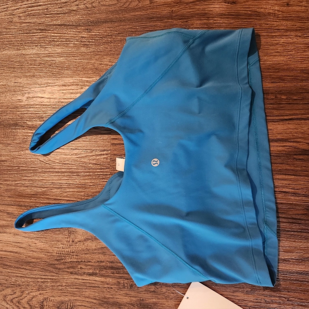 NWT Lululemon Align Tank - Picture 4 of 5